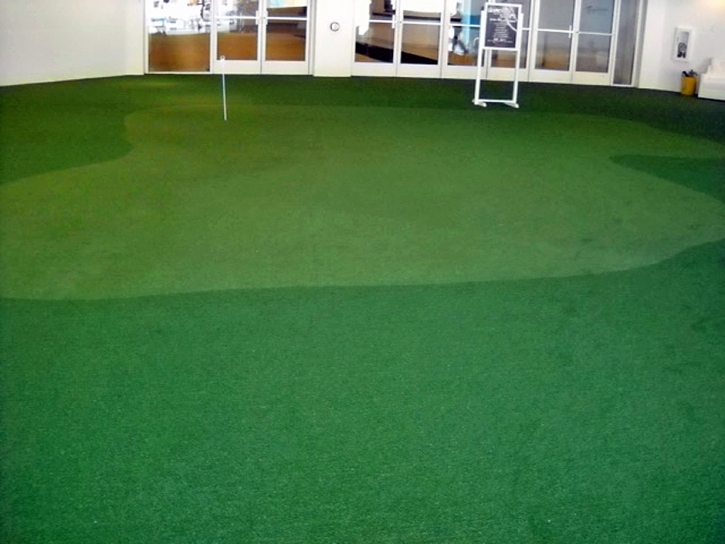 Synthetic Turf Zuehl, Texas Putting Green Flags, Commercial Landscape